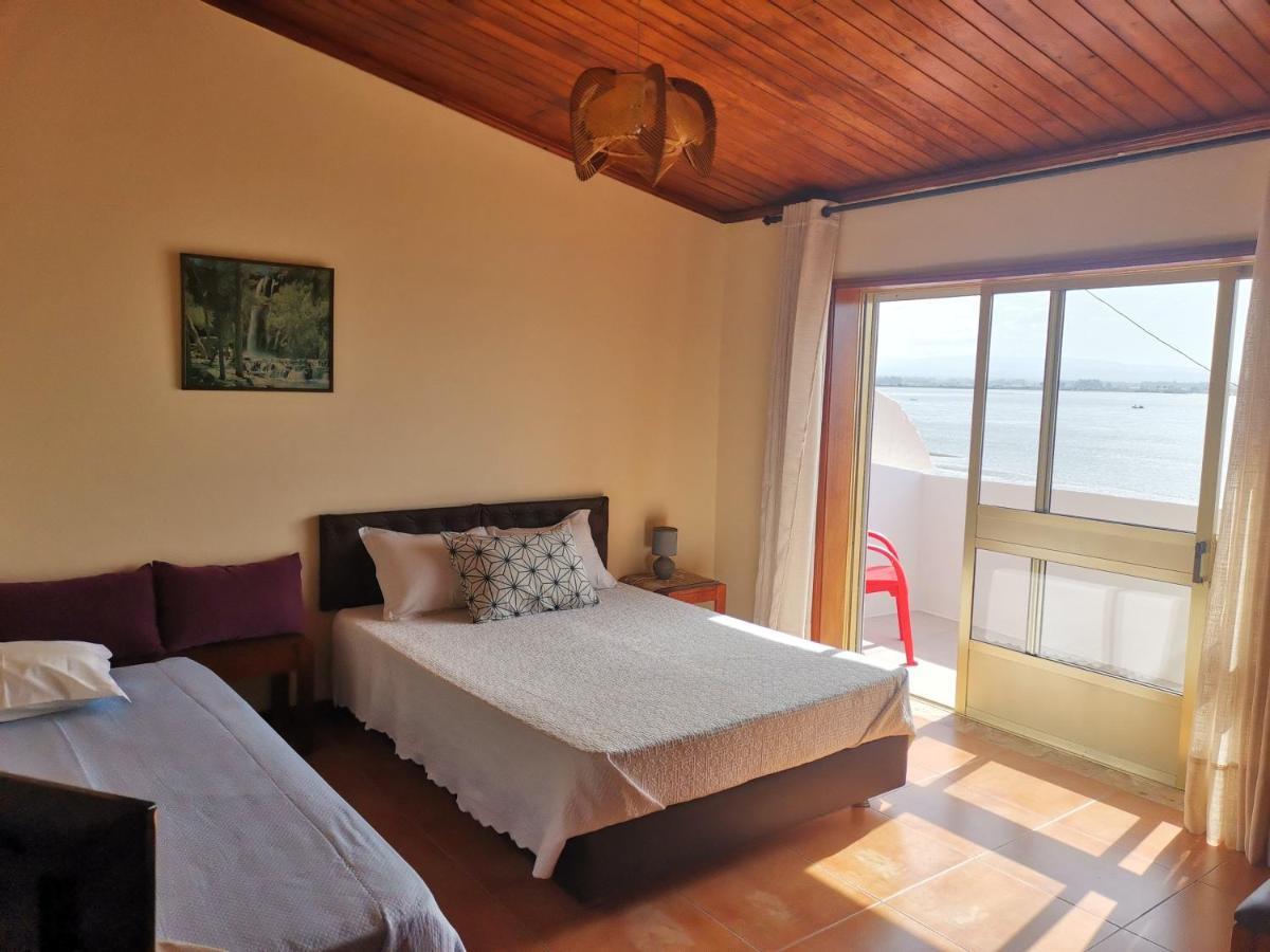 "O Veleiro" Rest. Resid. Bed and Breakfast Torreira Exteriör bild